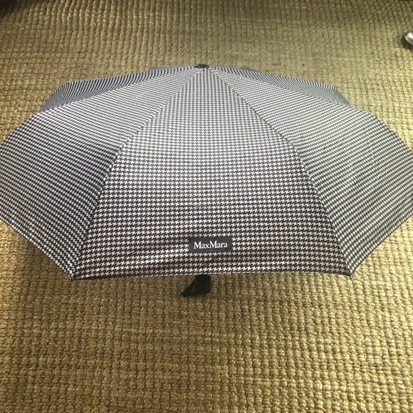 MaxMara Accessories - Max Mara umbrella